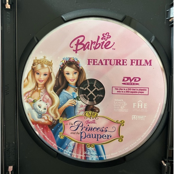 Barbie as the Princess and the Pauper singing in her first movie Musical dvd - Picture 8 of 8
